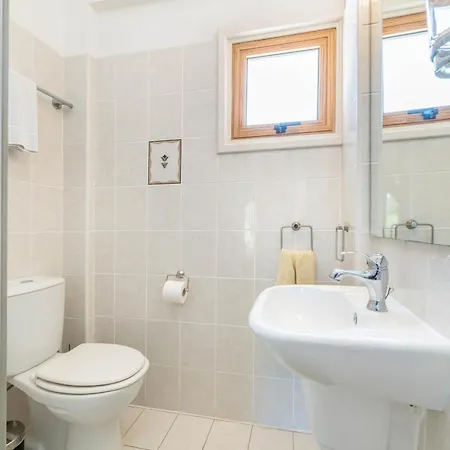 Elena Gardens Villa *